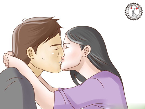 как правильно целоваться с парнем в первый раз