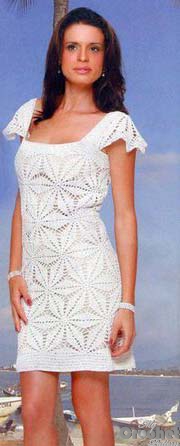 easy white crochet sundress with motifs photo