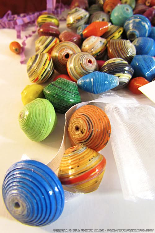 how to make paper beads